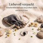 [KI] Silberring mit Onyx und Geschenkbeutel aus recyceltem Sari