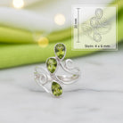 [KI] Peridotring aus Silber mit Maßangaben zu Ring und Edelstein
