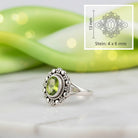 [KI] Peridotring aus Silber mit Maßangaben zu Ring und Edelstein