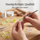 [KI] Handgefertigter Silberring mit Peridot bei der Schmuckherstellung