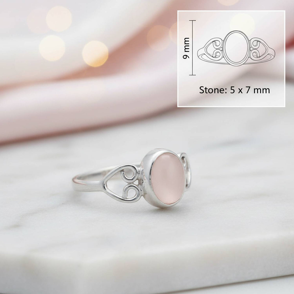 Rosenquarzring aus Silber mit Maßangaben zu Ring und Edelstein