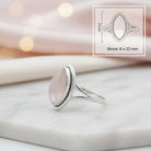 [KI] Rosenquarzring aus Silber mit Maßangaben zu Ring und Edelstein