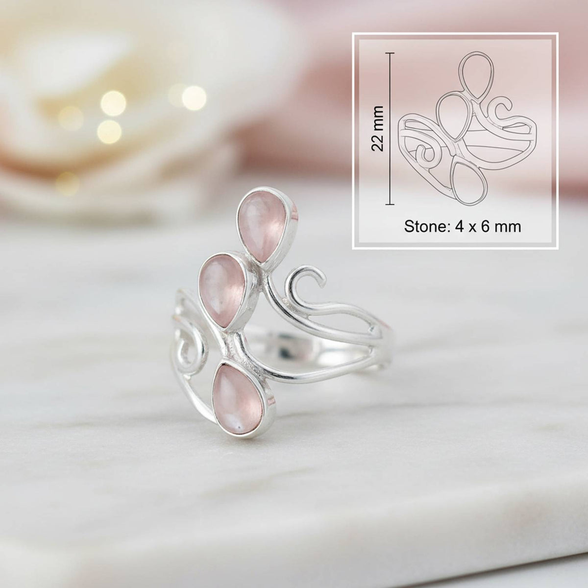 Rosenquarzring aus Silber mit Maßangaben zu Ring und Edelstein