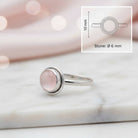 [KI] Rosenquarzring aus Silber mit Maßangaben zu Ring und Edelstein