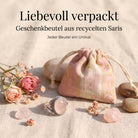 [KI] Silberring mit Rosenquarz und Geschenkbeutel aus recyceltem Sari