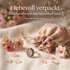 [KI] Silberring mit Rosenquarz und Geschenkbeutel aus recyceltem Sari