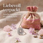 [KI] Silberring mit Rosenquarz und Geschenkbeutel aus recyceltem Sari