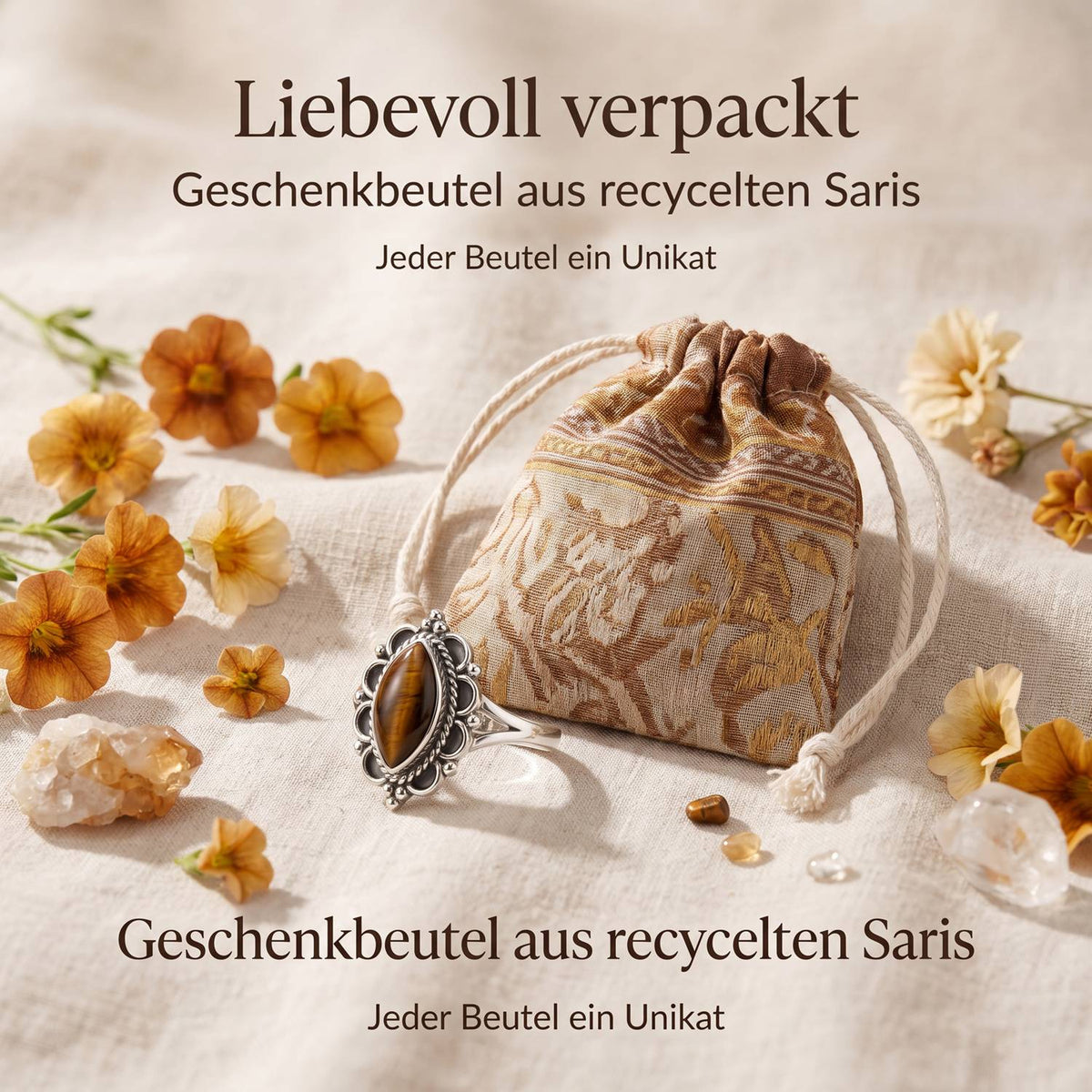 Silberring mit Tigerauge und Geschenkbeutel aus recyceltem Sari