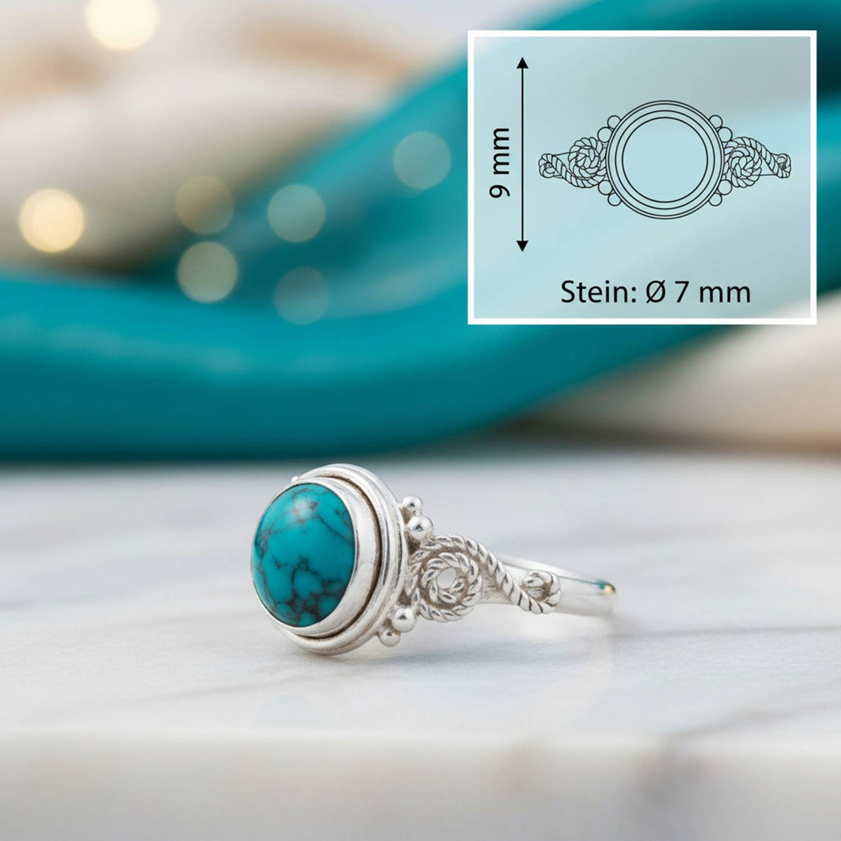 Türkisring aus Silber mit Maßangaben zu Ring und Edelstein