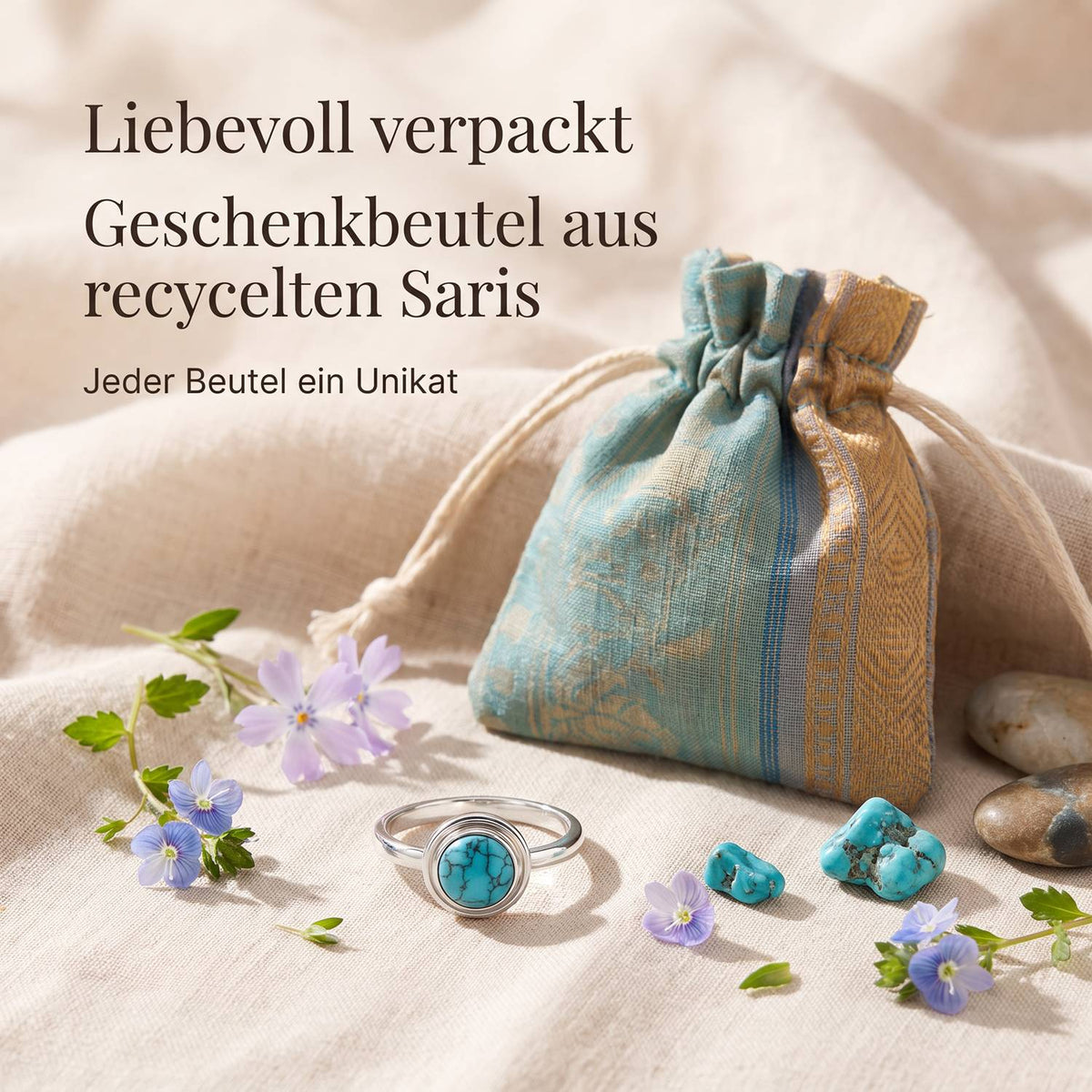Silberring mit Türkis und Geschenkbeutel aus recyceltem Sari