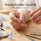 [KI] Handgefertigter Silberring mit Topas bei der Schmuckherstellung
