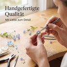 [KI] Handgefertigter Silberring mit Topas bei der Schmuckherstellung