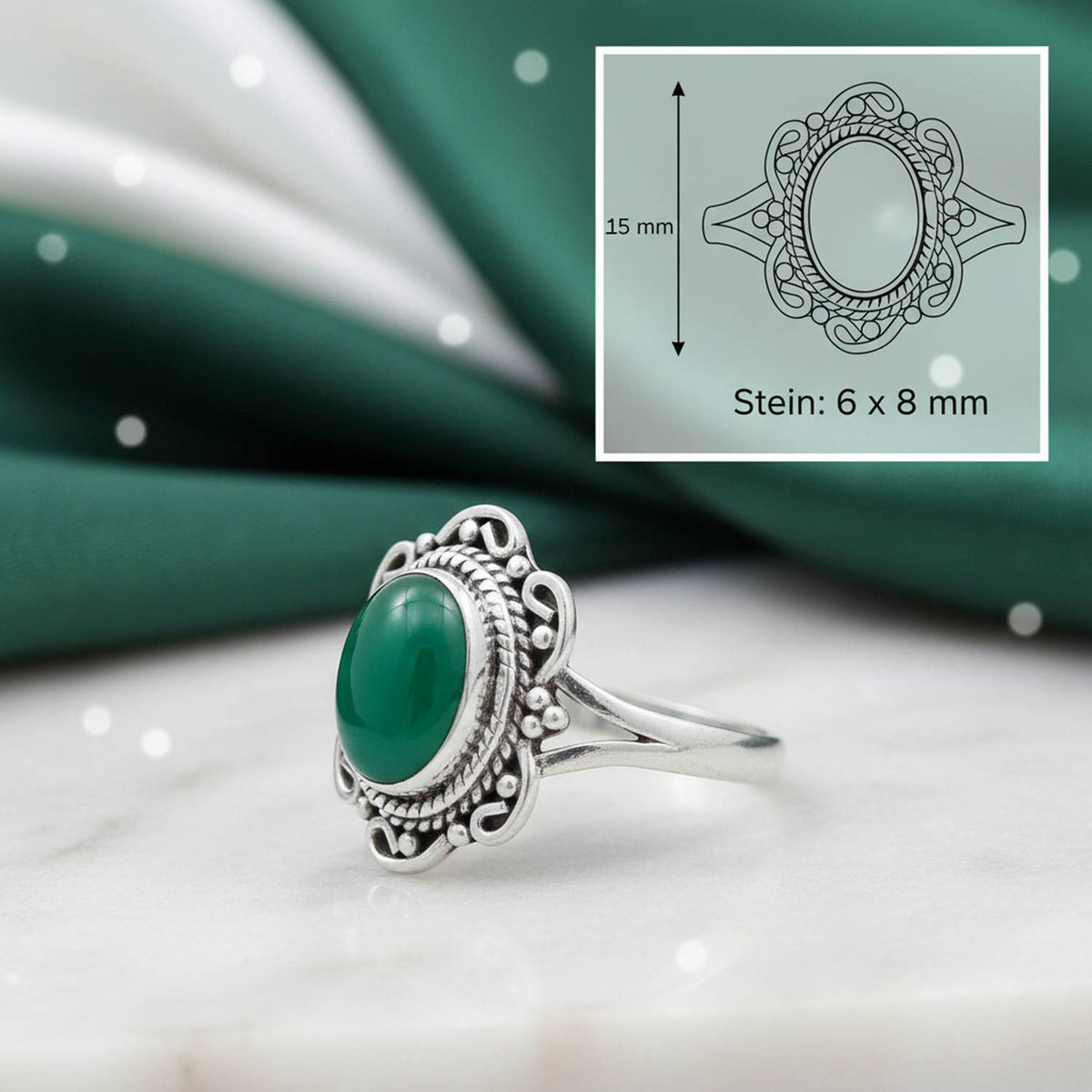 grüner Onyxring aus Silber mit Maßangaben zu Ring und Edelstein
