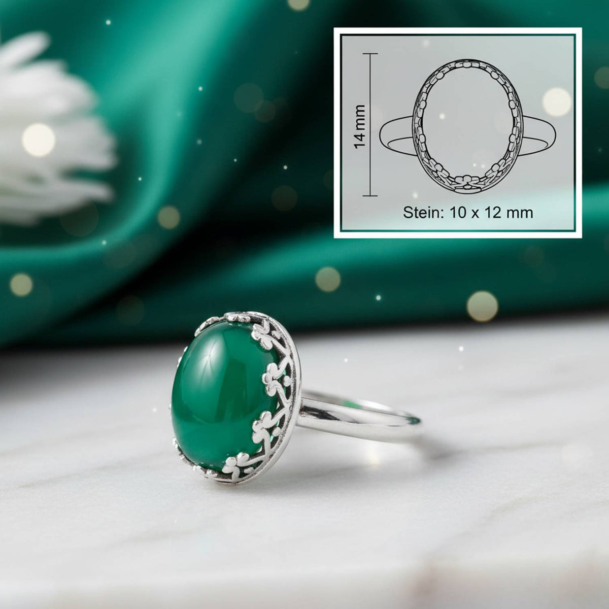 grüner Onyxring aus Silber mit Maßangaben zu Ring und Edelstein