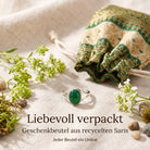 [KI] Silberring mit grüner Onyx und Geschenkbeutel aus recyceltem Sari