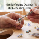 [KI] Handgefertigter Silberring mit Labradorit bei der Schmuckherstellung